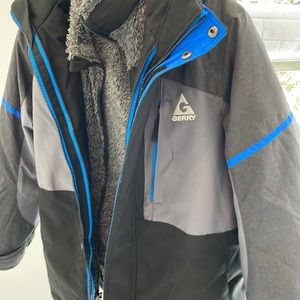 Boys Gerry winter/ski jacket.  Like new!  Barely worn! Boys 10/12